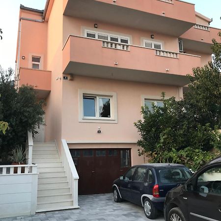 Appartamento Albatros Kaštel Sućurac Esterno foto