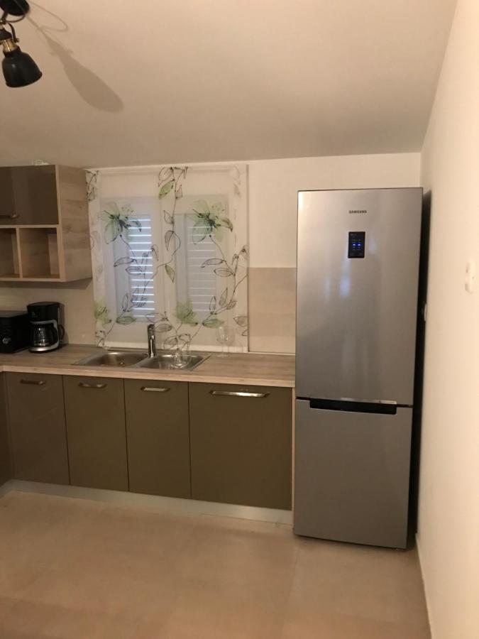 Appartamento Albatros Kaštel Sućurac Esterno foto